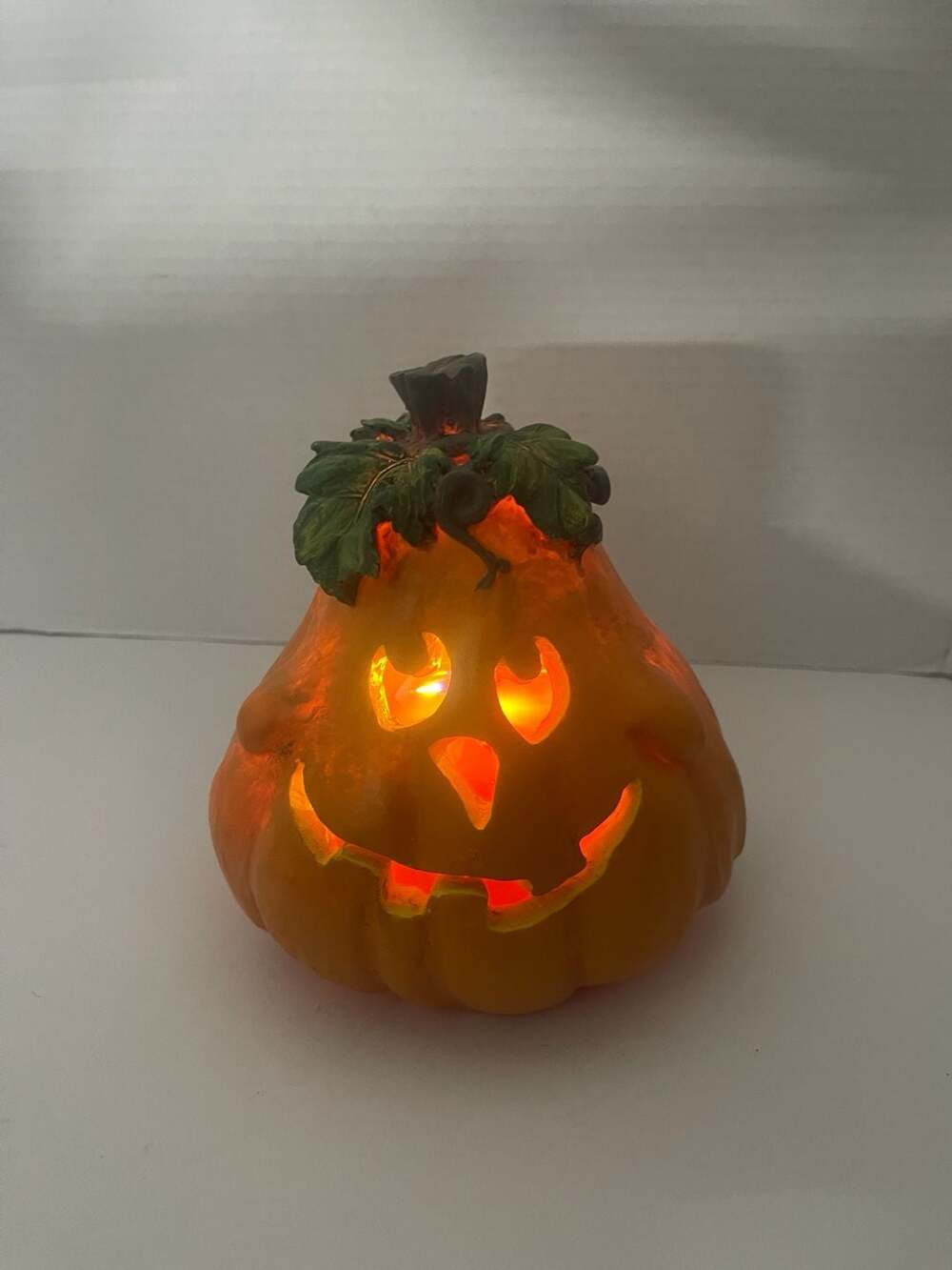 Vintage Light-Up Sound Activated Jack O' Lantern Pumpkin Halloween Decoration